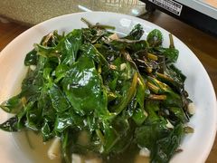 -芦茨金富饭庄·25年老字号·专做稻草鸡