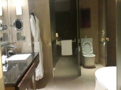 android_upload_pic-广州天河希尔顿酒店