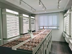 -目艮眼镜SHOWROOM(品牌集合店)