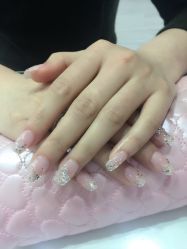 -吉吉靓甲美睫