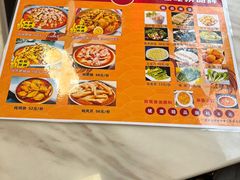 -彭记铁锅肥肠(东四总店)