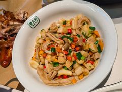 -费大厨辣椒炒肉(通州万达店)
