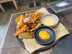 -HIGH FIVE哈福手工汉堡(桂林路店)