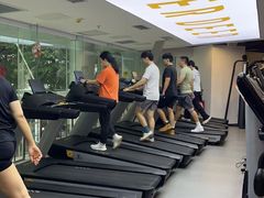 -超鹿运动(达信大厦店)