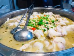 酸菜鱼-何哥鲜鱼餐厅(龙湖花园店)