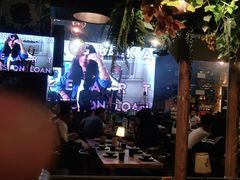 -胡桃里乐队酒馆