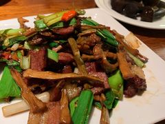 -黑鸡小馆(金源店)