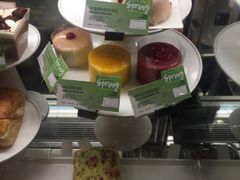 -星巴克臻选(深圳龙华红山天虹店)