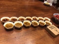 -琥珀老六龙虾(四里河店)
