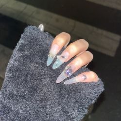 -槿里日式美甲工作室