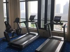 -跃动游泳健身俱乐部(新华传媒店)