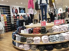 -优衣库(东莞东城万达广场店)