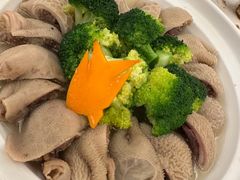 肚包肉-那达慕蒙古风味酒楼