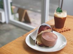 黑头仔菠萝包-怪 kafe.