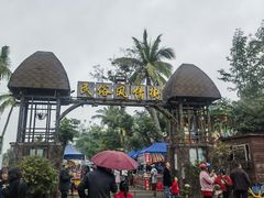-万绿园