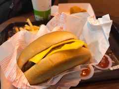 芝士堡-麦当劳(槟城国际机场店)