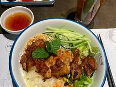 香茅烤鸡肉捞檬粉-美奈小馆·越南料理(中航城君尚购物中心店)