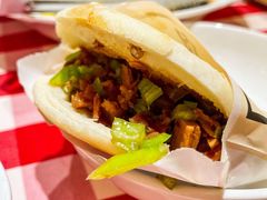 酥皮肉夹馍-西贝莜面村(万象天地店)