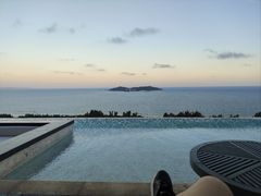 -瑰丽酒店·海吧·天际下午茶·现场DJ·天台酒吧