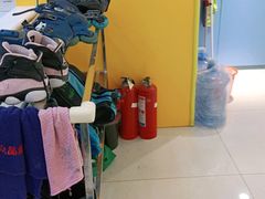 -阿布溜溜(同曦假日百货店)