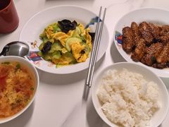 -鲸励母婴月嫂(望京店)