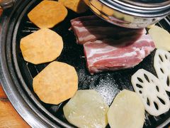 -唯成•韩国炭火烤肉 유성고기