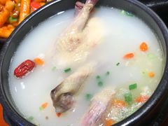 -鑫日千里马朝鲜族小馆(总店)