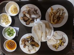 -天宜隆蘑菇宴火锅(石景山旗舰店)