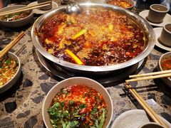 全红味锅底-肖肖酸萝卜鱼火锅(总店)