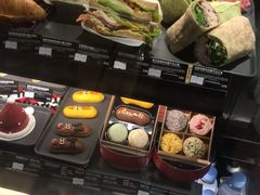 -星巴克臻选(南京金茂览秀城店)