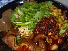 -霸王茶姬(南强街店)