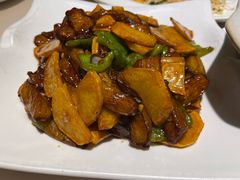 -老码头黑皮肘子锅包肉(赣水路店)