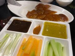 -皇城根·鲁菜济南菜·吊炉烤鸭·炒鸡鱼头(济南旗舰店)