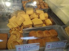 面包甜点陈列柜-娘心豆品(方庄店)