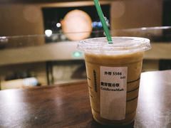 麦芽雪冷萃-星巴克(迪士尼小镇店)