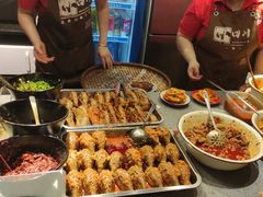 -爆炸头阿姨小四川正宗川味小吃(无任何分店)