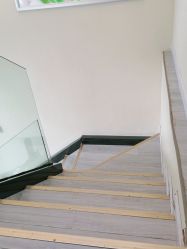 -苗医生草本科技祛痘