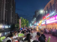 -小桥衢州人家·海鲜烧烤·盱眙龙虾(万达水街店)