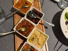 -Efes Turkish & Mediterranean Cuisine 艾菲斯餐厅(陆家嘴店)