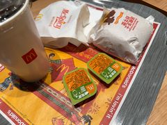 -麦当劳(健德桥得来速店)