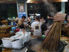 -唐记煌大坨卤牛肉串串(瑞南街店)