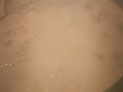 -尚尚仙·酸汤猪手·猪肚鸡火锅(华联万柳购物中心店)