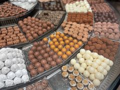 -Laderach 莱德拉(上海环贸iapm店)