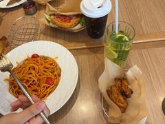 -必胜客(华地店)