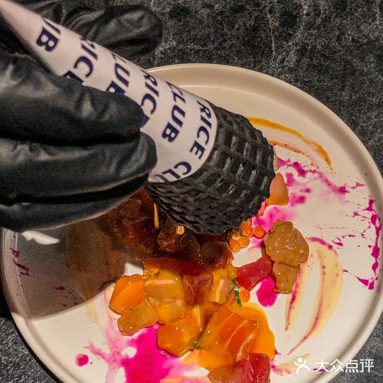 在广州‼️关于我唯一想推荐的创意日料好吃到爆