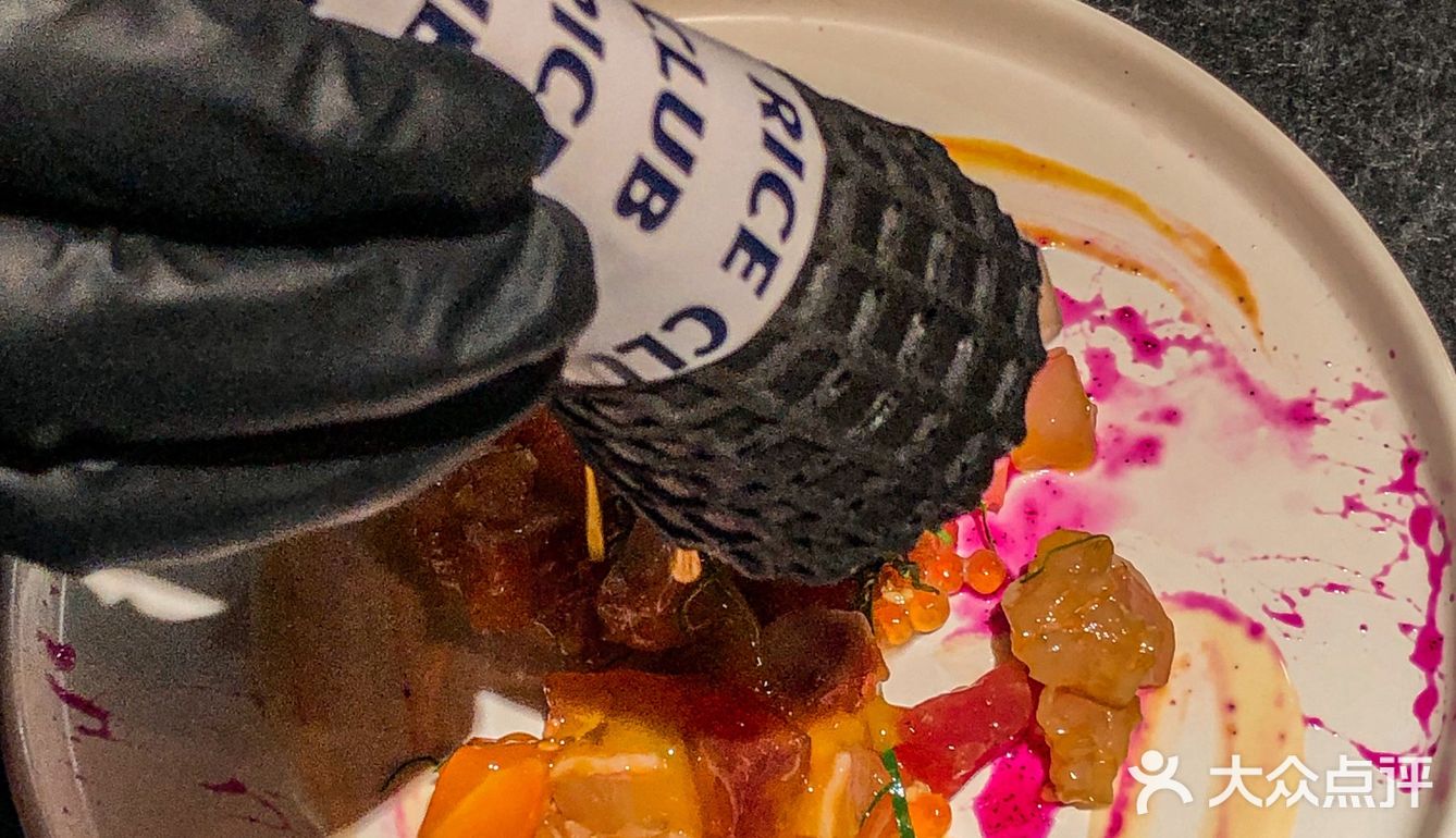 在广州‼️关于我唯一想推荐的创意日料好吃到爆