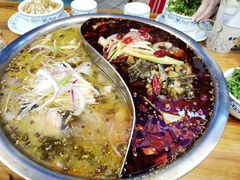 -重庆鱼美佳火锅(四川师大店)