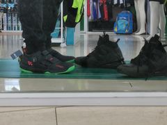 -YONEX苗江运动城(源深店)