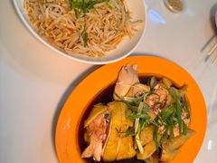 -高温街芽菜鸡沙河粉