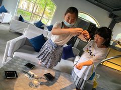 -穹六人间 people 6(岳阳路店)